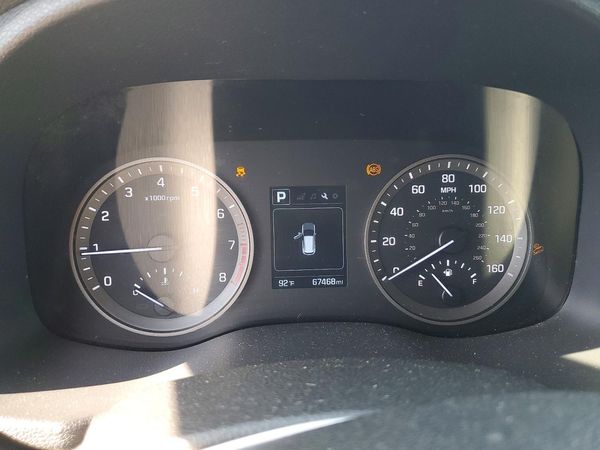 2016 HYUNDAI TUCSON