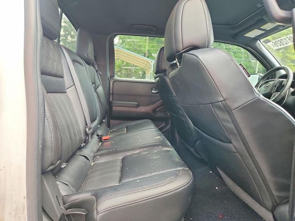 2022 NISSAN FRONTIER Crew Cab