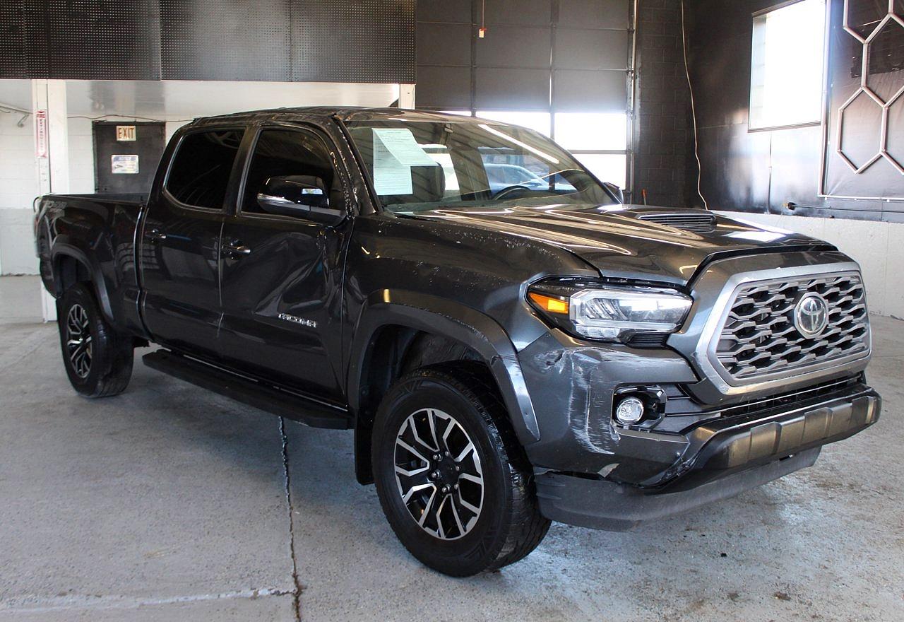 2023 TOYOTA TACOMA SR5
