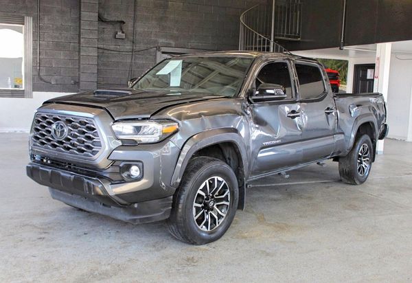 2023 TOYOTA TACOMA SR5