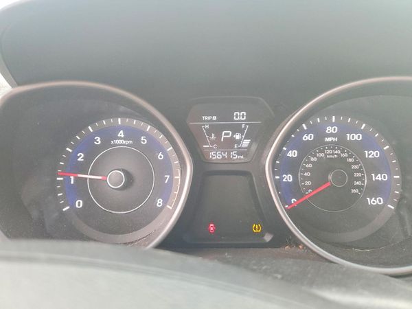 2015 HYUNDAI ELANTRA