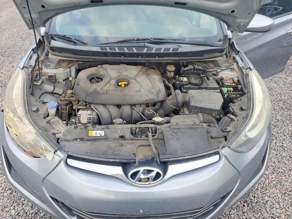2015 HYUNDAI ELANTRA