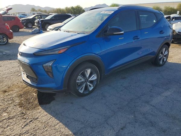 2022 CHEVROLET BOLT LT — Front 3/4