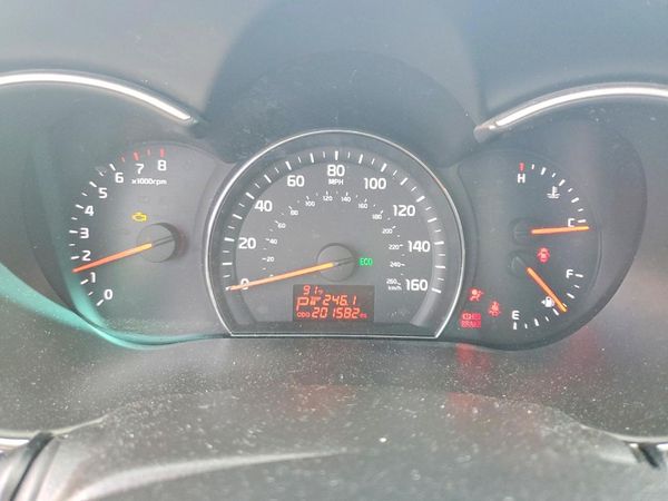 2014 KIA SORENTO Base/ LX