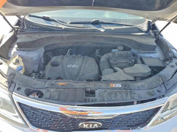 2014 KIA SORENTO Base/ LX