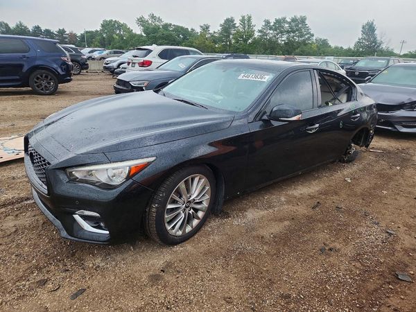 2021 INFINITI Q50