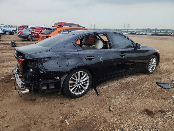 2021 INFINITI Q50