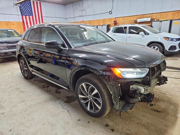 2021 AUDI Q5 quattro Premium