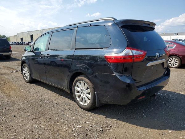 2016 TOYOTA SIENNA