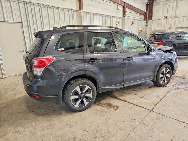 2018 SUBARU FORESTER