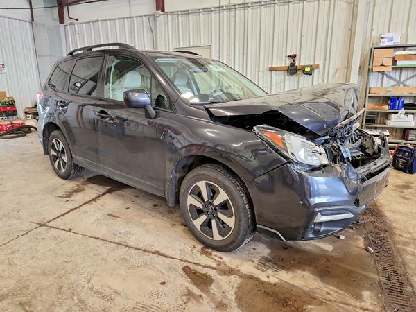 2018 SUBARU FORESTER
