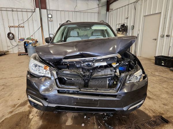 2018 SUBARU FORESTER