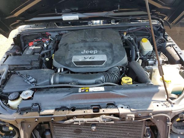 2015 JEEP WRANGLER UNLIMITED SPORT 4X4