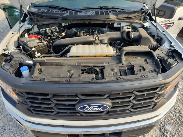 2025 FORD F150