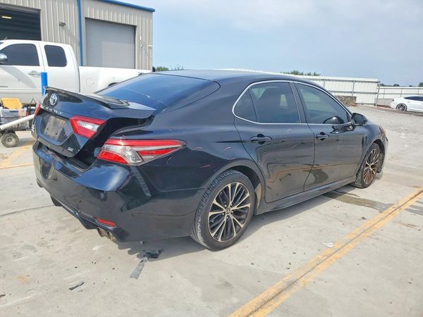 2018 TOYOTA CAMRY LE/SE/XLE/XSE
