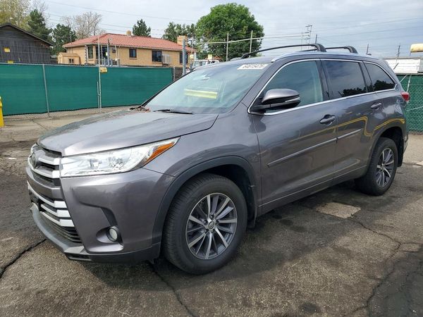 2018 TOYOTA HIGHLANDER SE/XLE