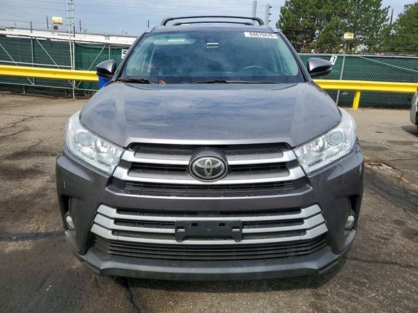 2018 TOYOTA HIGHLANDER SE/XLE
