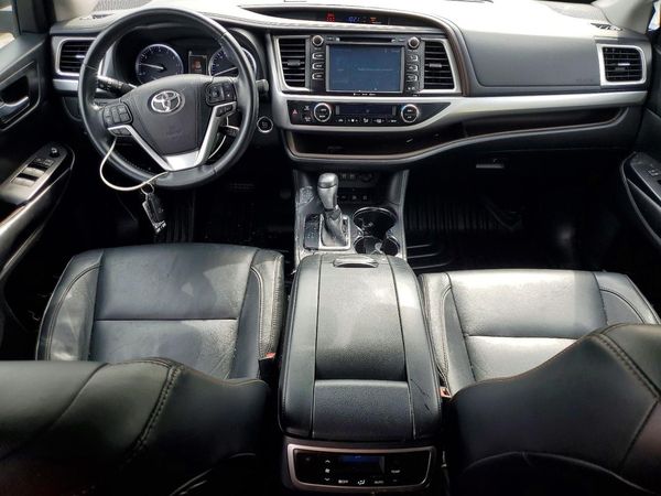 2018 TOYOTA HIGHLANDER SE/XLE