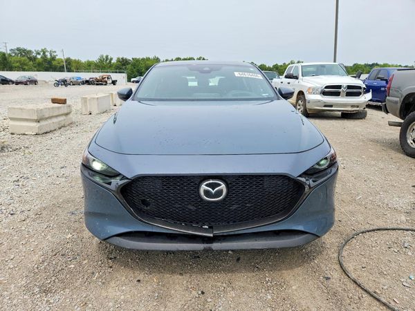 2022 MAZDA 3 Premium Package