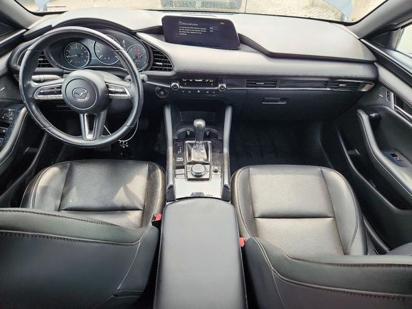 2022 MAZDA 3 Premium Package