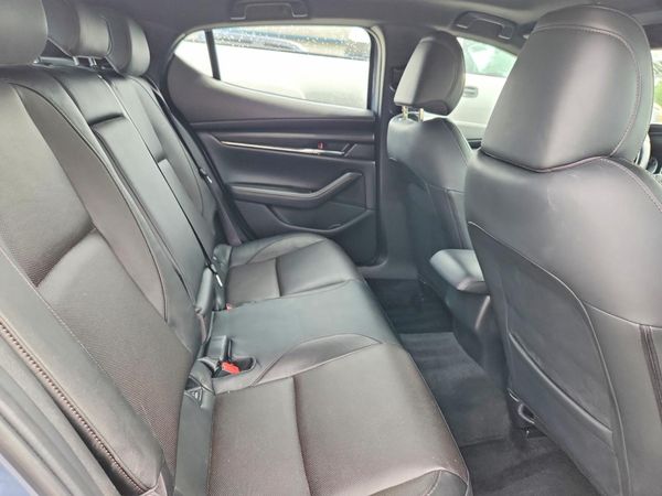2022 MAZDA 3 Premium Package