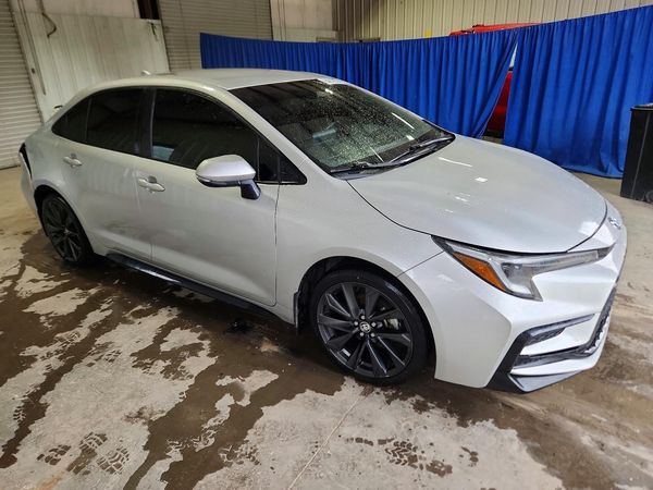 2024 TOYOTA COROLLA