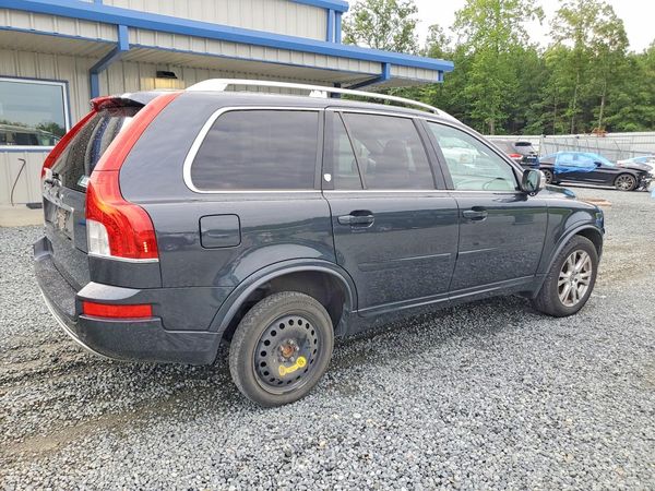2013 VOLVO XC90