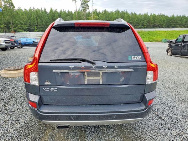 2013 VOLVO XC90