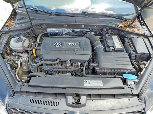 2017 VOLKSWAGEN GTI