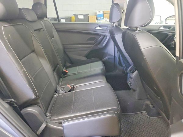 2021 VOLKSWAGEN TIGUAN SE, SE R-Line Black, SEL