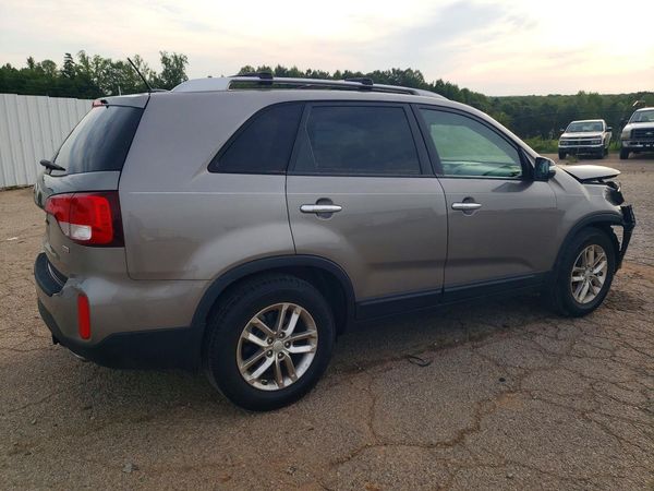 2015 KIA SORENTO GL