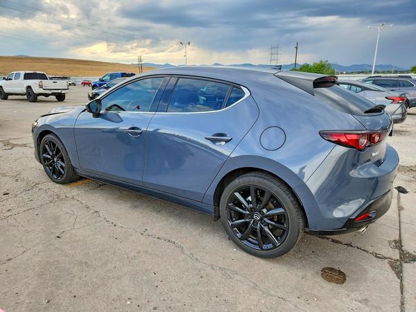 2022 MAZDA 3 Premium Package