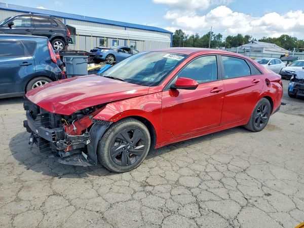 2022 HYUNDAI ELANTRA