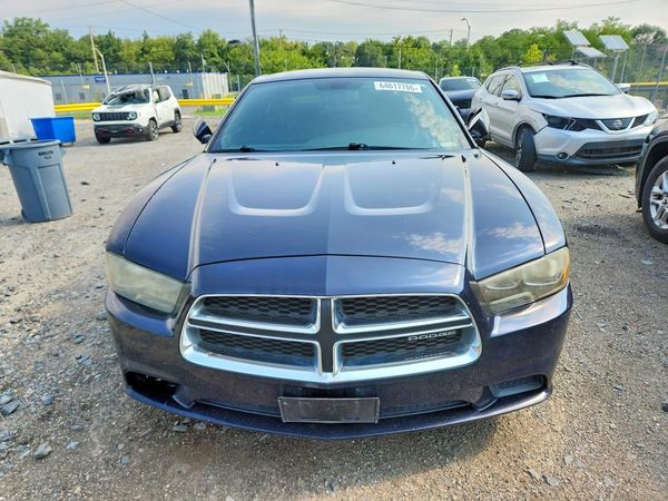 2012 DODGE CHARGER SE