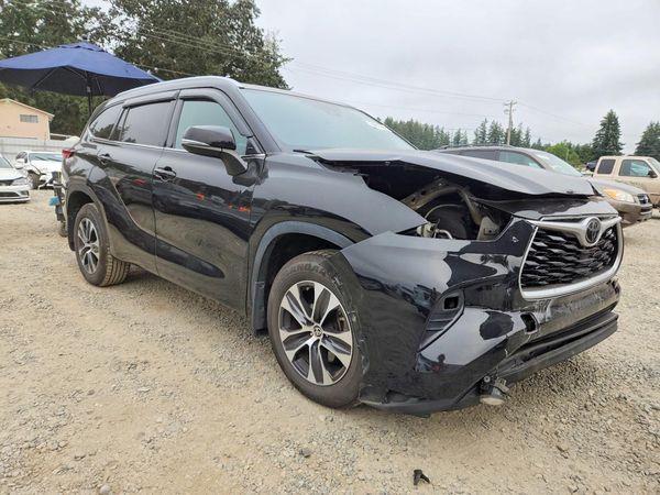 2020 TOYOTA HIGHLANDER