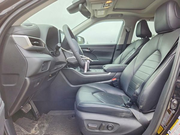 2020 TOYOTA HIGHLANDER