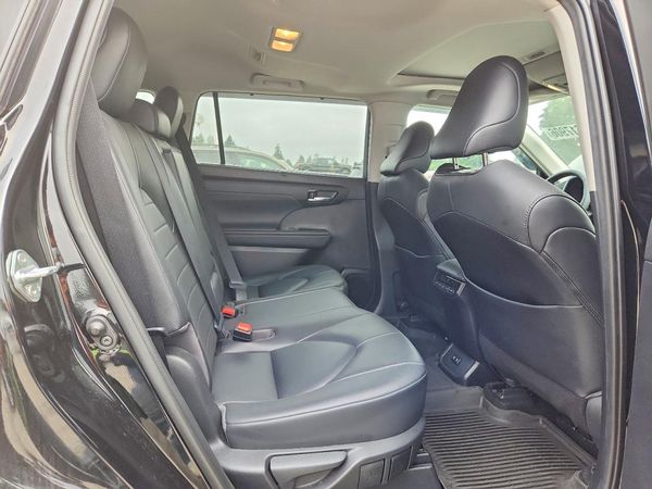 2020 TOYOTA HIGHLANDER