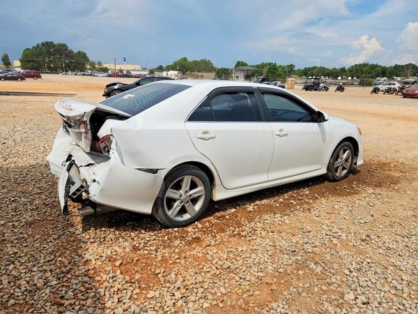 2013 TOYOTA CAMRY