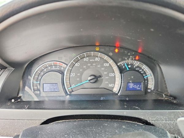 2013 TOYOTA CAMRY