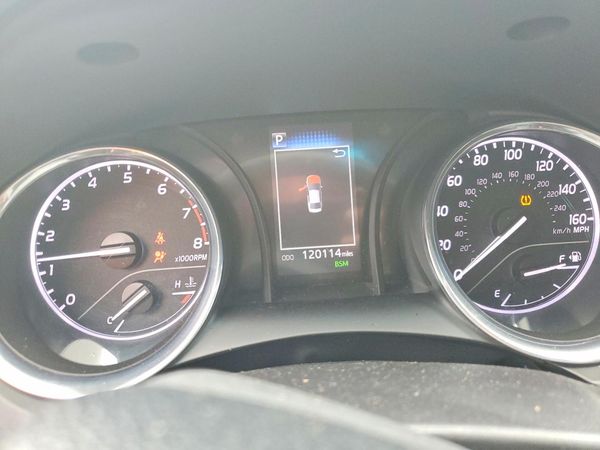 2020 TOYOTA CAMRY