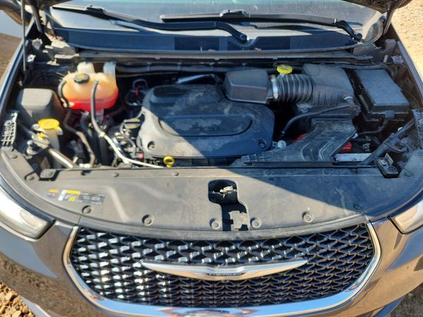 2022 CHRYSLER PACIFICA