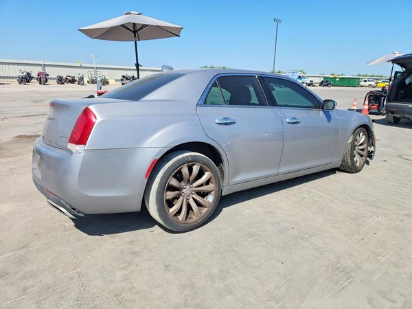 2018 CHRYSLER 300