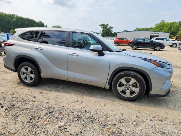 2025 TOYOTA HIGHLANDER