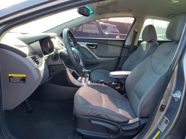 2013 HYUNDAI ELANTRA