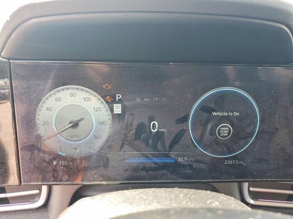 2024 HYUNDAI ELANTRA SEL w/ Convenience Pkg