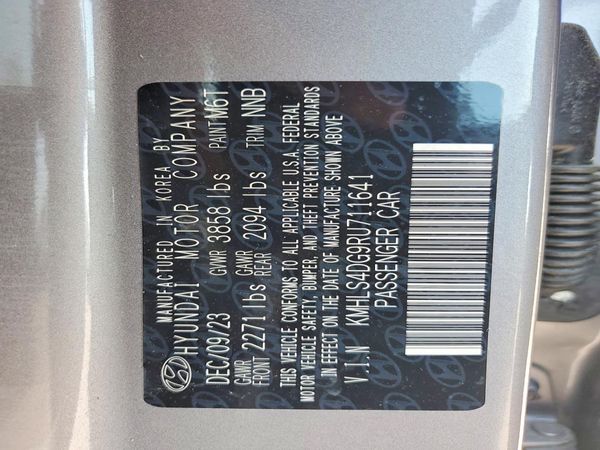 2024 HYUNDAI ELANTRA SEL w/ Convenience Pkg