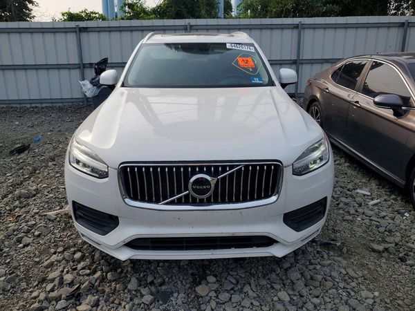 2020 VOLVO XC90