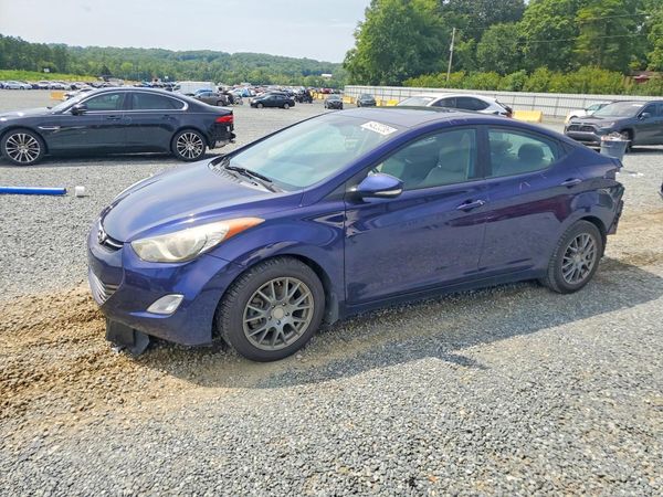 2013 HYUNDAI ELANTRA