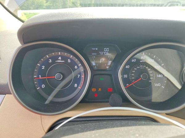 2013 HYUNDAI ELANTRA