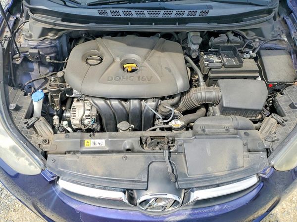 2013 HYUNDAI ELANTRA